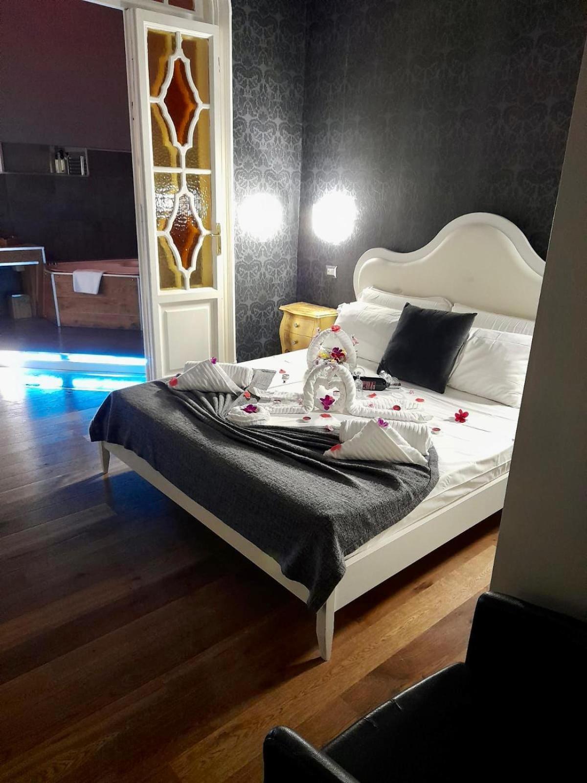 Hotel Smart Lux Roma Veneto Exterior foto